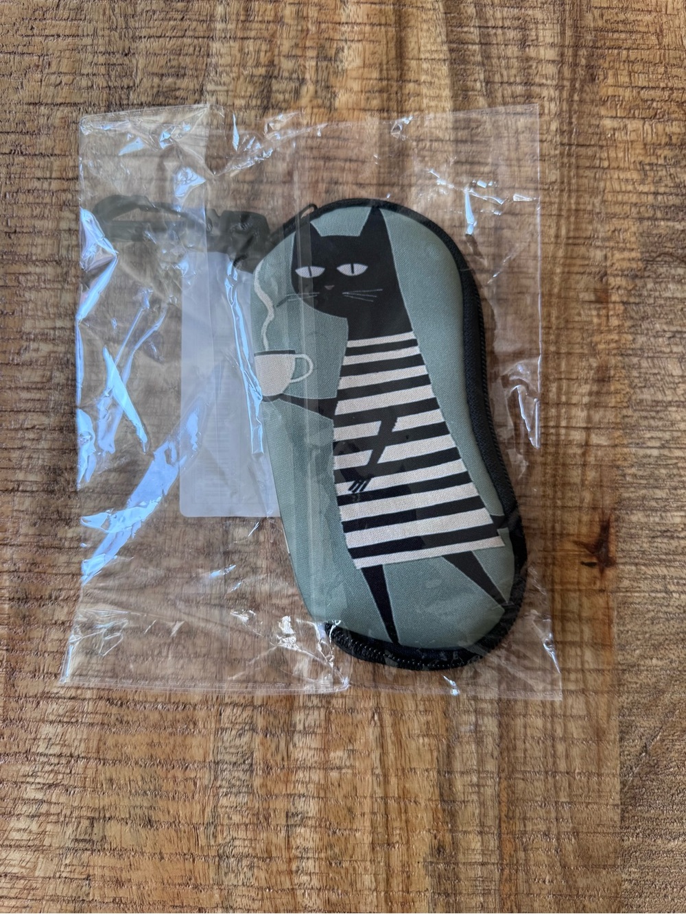 Cat Print Neoprene Eyeglass Case in Sage and Black
